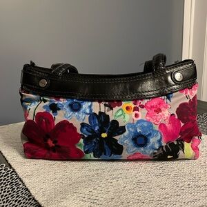 Thirty One Original Skirt Purse - Floral